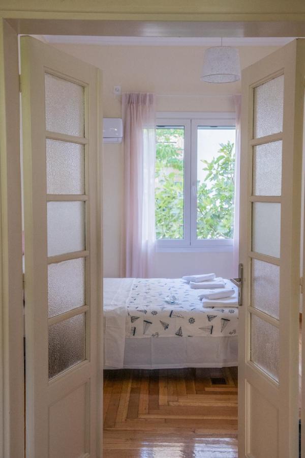 The Athenian House -Duxiana Bed Daire Dış mekan fotoğraf