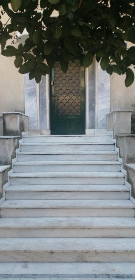 The Athenian House -Duxiana Bed Daire Dış mekan fotoğraf
